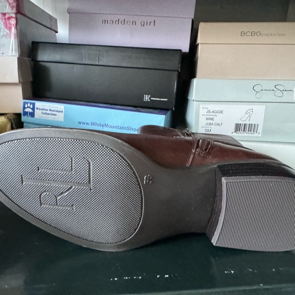 Ralph Lauren Boots - Picture 2 of 4